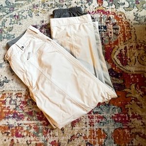 Burton snow pants. Size small.